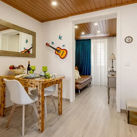 Apartament Alfama The *